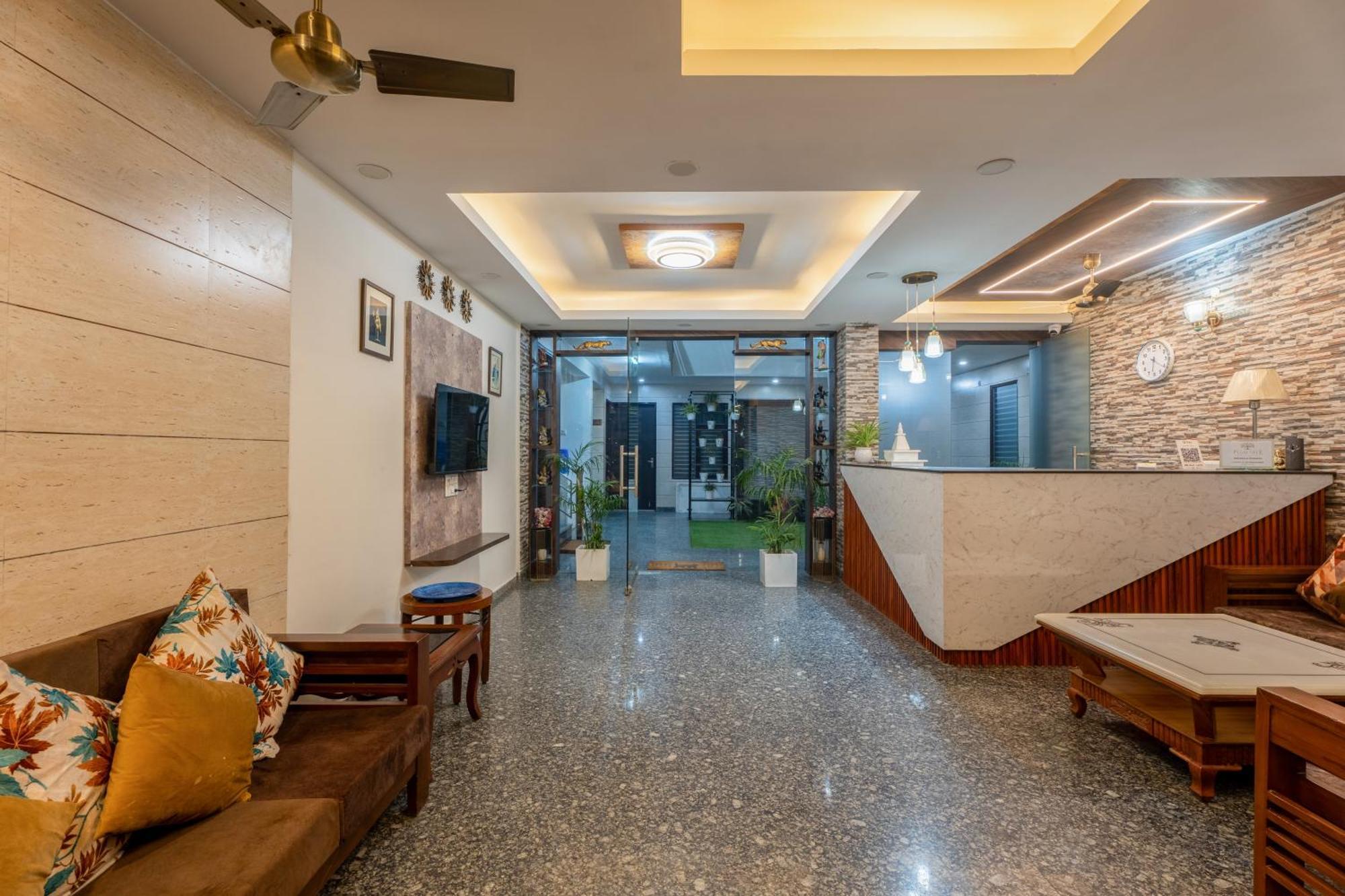 Plum Tree Hotels Gurgaon Exterior photo